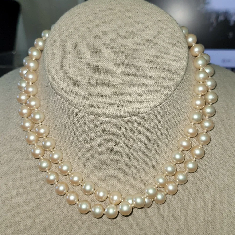 Vintage MARVELLA Faux Pearl Necklace 28 Inch Knotted Long Strand 64g